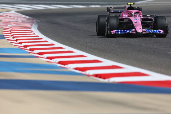 Bahreïn 2, matinée : Ocon au top, la Williams en feu
