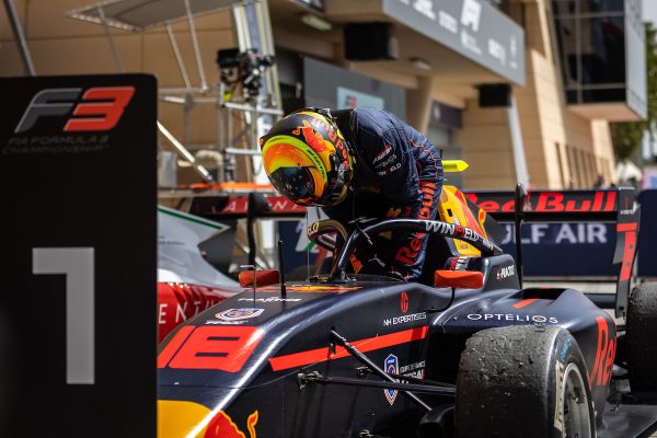 La Marseillaise par deux fois en FIA F3 à Bahreïn
