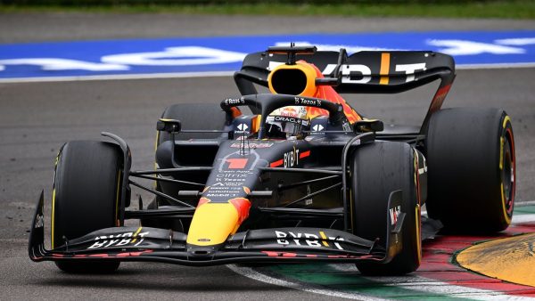 Grand Prix d'Émilie-Romagne : Verstappen s'impose, Leclerc à la faute