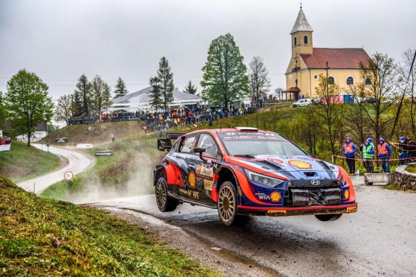 Rallye de Croatie, J2 mi-journée : Tänak met la pression sur Rovanperä !