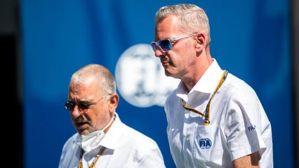 Les directeurs de course, Wittich et Freitas, positifs au Covid