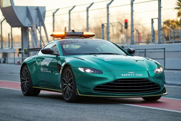 La FIA réagit aux commentaires sur la lenteur du Safety Car