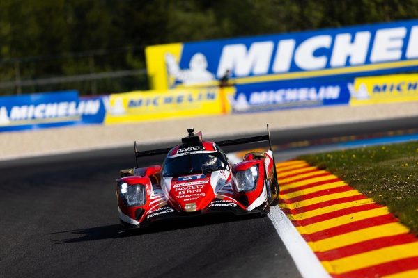 6 Heures de Spa, H+3 : la surprise WRT qui se joue de la pluie