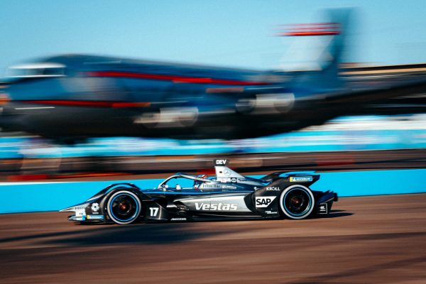 E-Prix de Berlin 2 : de Vries s'impose, 4 moteurs Mercedes devant