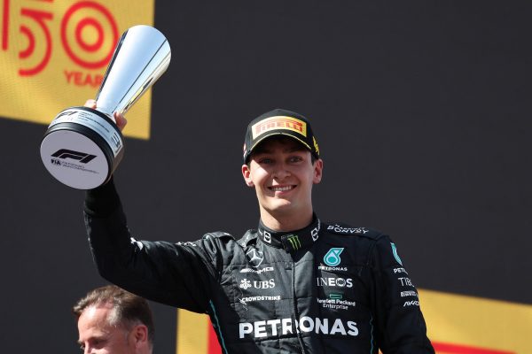Russell sur le podium et toujours dans le Top 5 en 2022