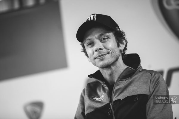 Valentino Rossi : "le niveau est très élevé en GT World Challenge"