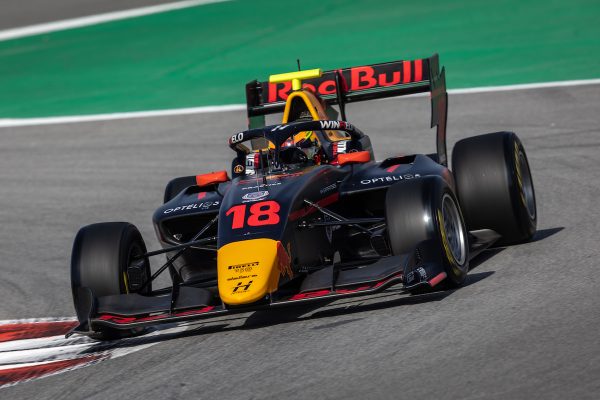 Victoire de Victor Martins, podium pour Isack Hadjar en FIA F3