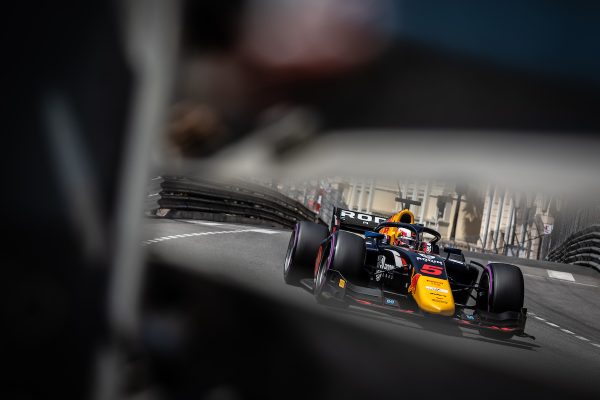 Liam Lawson perd sa pole position à Monaco