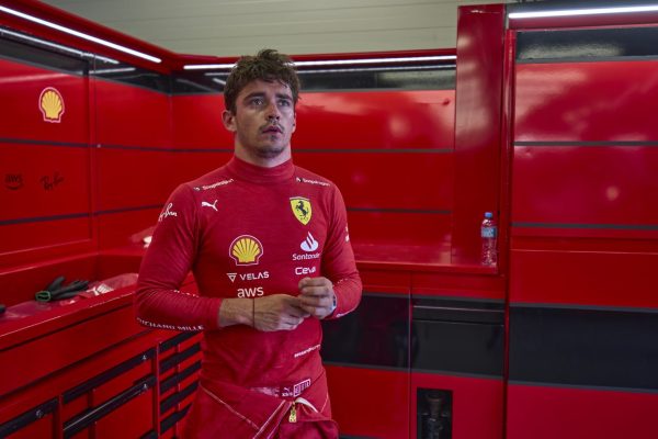 Un zéro pointé pour Ferrari à Bakou qui fait mal à Leclerc