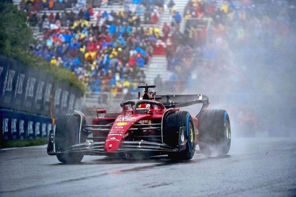 Ecclestone ne voit pas Ferrari et Leclerc champions en 2022