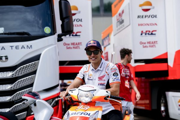 L'opération de Marc Márquez s'est déroulée avec succès