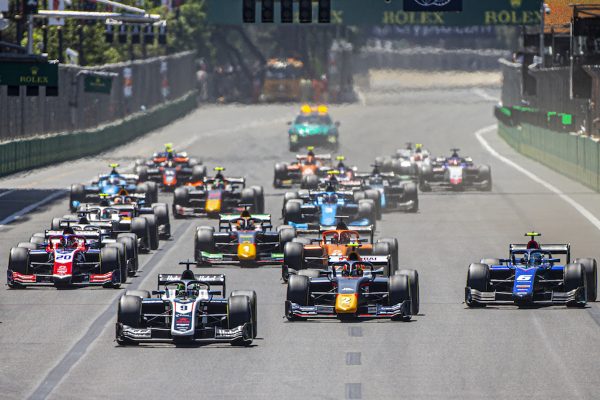 Frederik Vesti et Dennis Hauger victorieux en FIA F2 à Baku