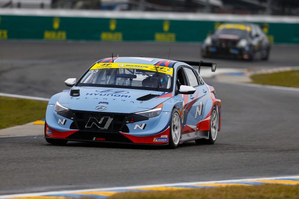 Robert Wickens s'impose IMSA Michelin Pilot Challenge
