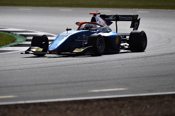 Première pole position pour Zak O'Sullivan en FIA F3 à Silverstone