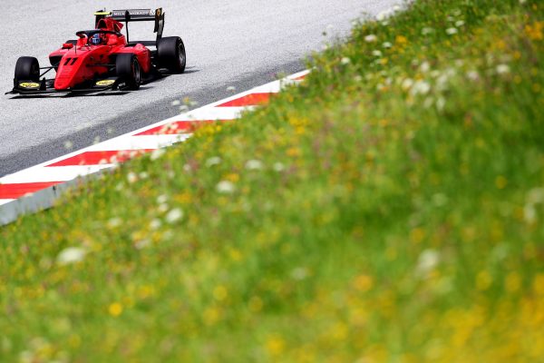 Alex Smolyar réalise la pole position en FIA F3 à Budapest