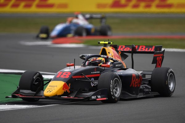 Isack Hadjar et Arthur Leclerc victorieux en FIA F3 à Silverstone