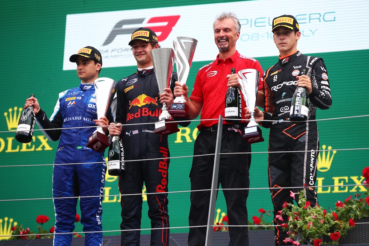 Jack Crawford, Caio Collet et Franco Colapinto sur le podium de la course sprint sur le circuit de Spielberg FIA F3 2022