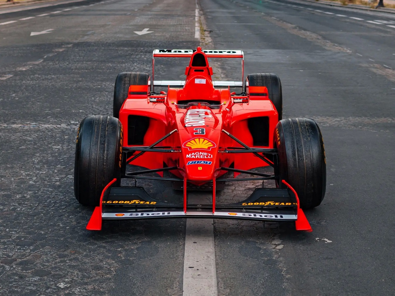 La Ferrari F300 n°187 de 1998 de Michael Schumacher à la vente
