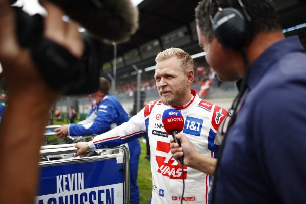 Steiner confirme que Magnussen roulera chez Haas en 2023