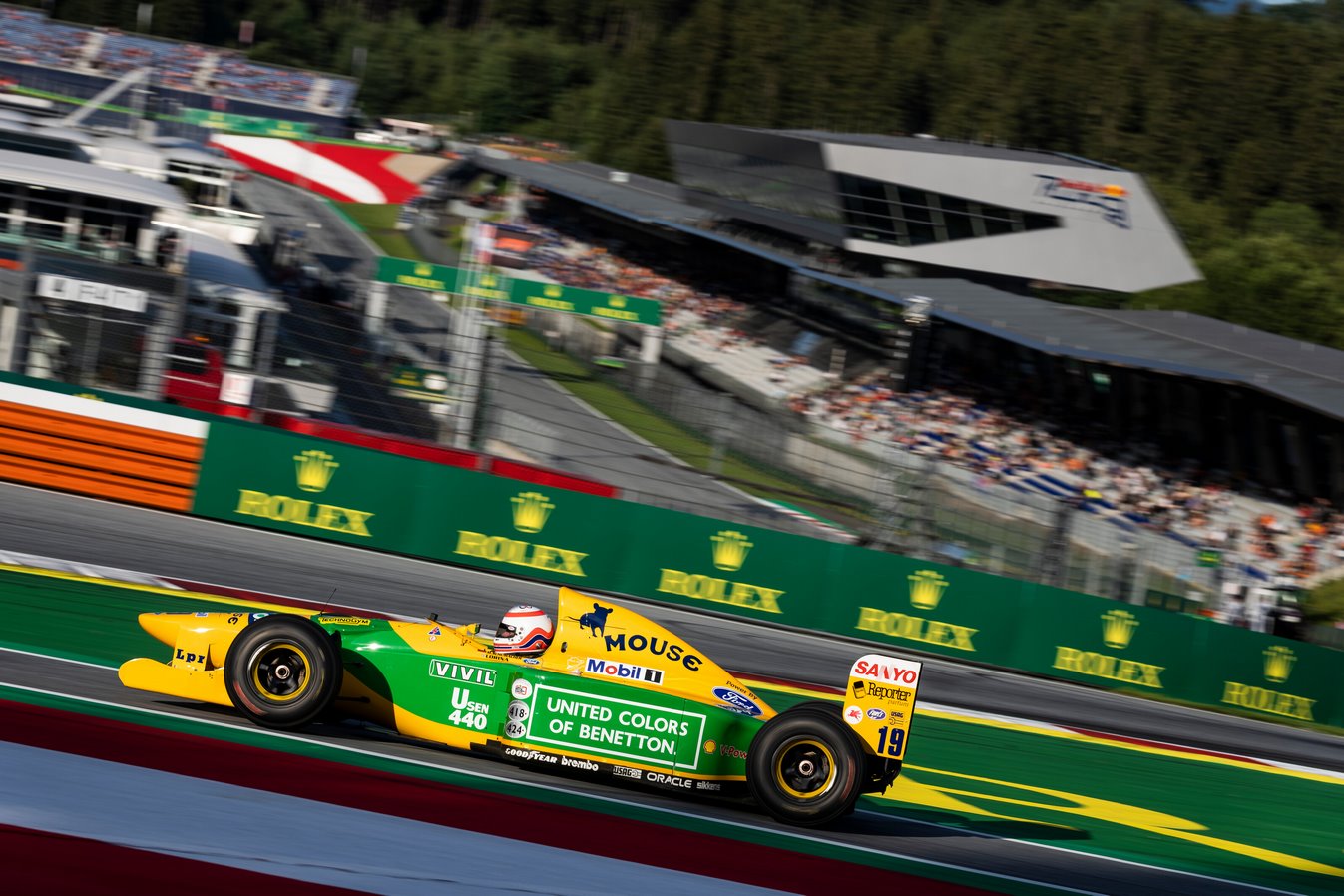 La Benetton B192 aux mains de Martin Brundle lors de la Legends Parade au Grand Prix d'Autriche 2022