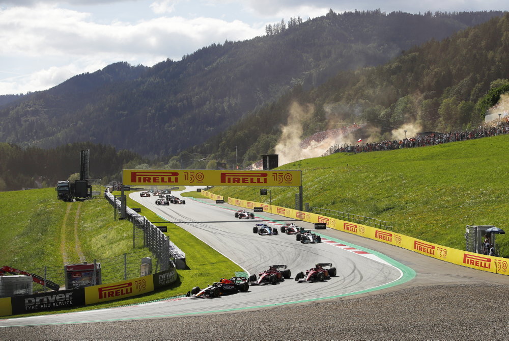 Tentative de dépassement des Ferrari sur Verstappen au Grand Prix d'Autriche 2022