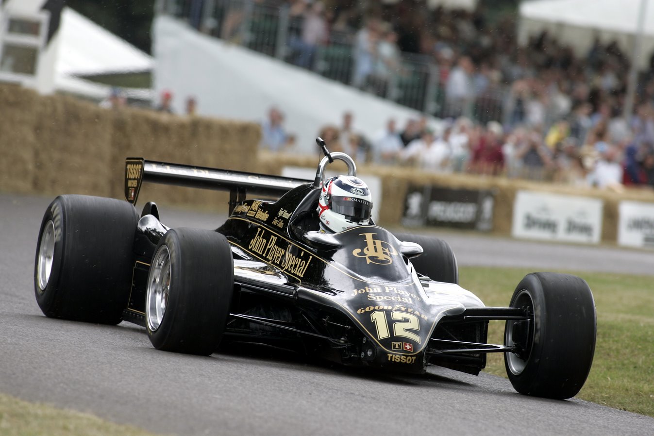Bruno Senna dans la Lotus 97T au Festival of Speed de Goodwood en 2022