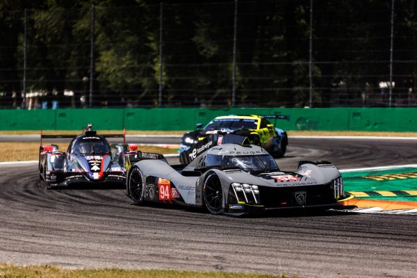 Peugeot voit l'arrivée pour sa première course à Monza