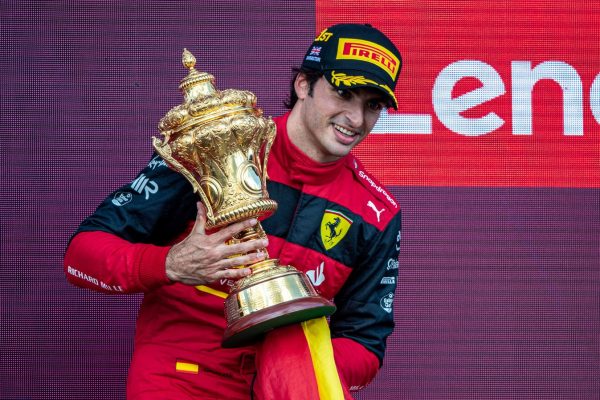 Sainz le plus heureux, Leclerc est forcément déçu !