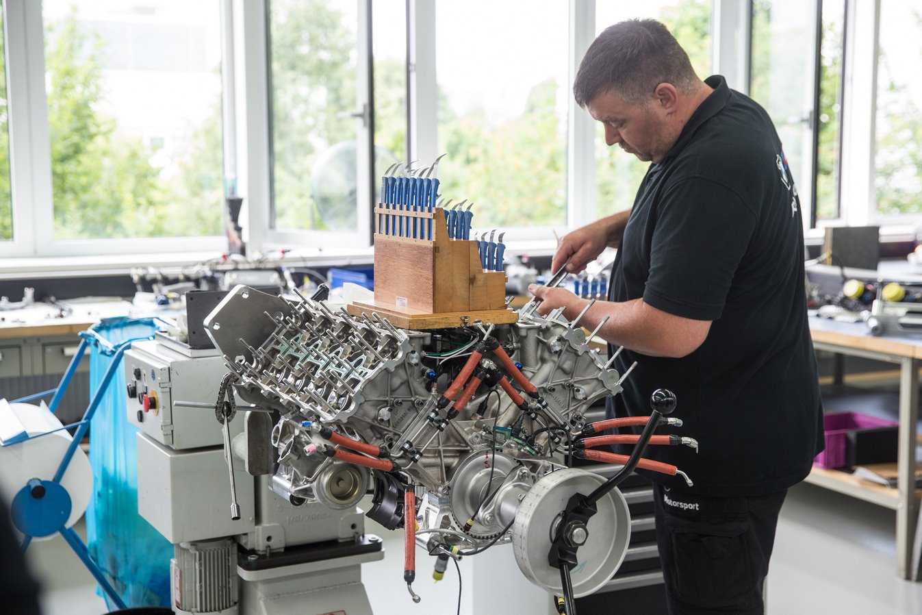 Bloc moteur V_ 4,0l bi-turbo P66-3 pour le prototype M Hybrid V8 en LMDh
