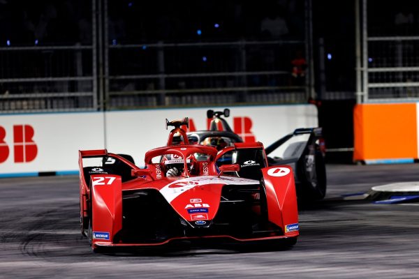E-Prix de Londres 1 : Jake Dennis s'impose à domicile