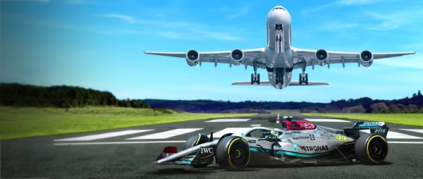 Mercedes investit dans les carburants d'aviation durables