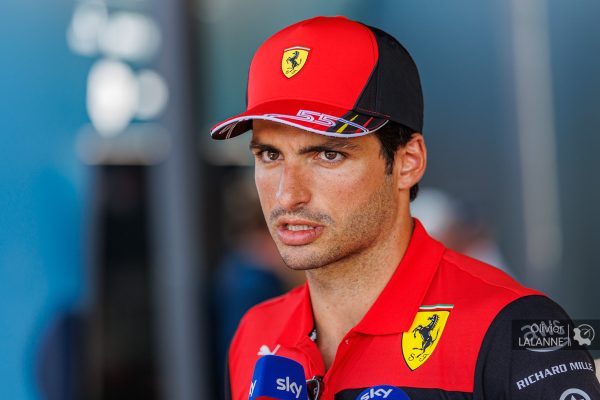 Sainz prend une première pénalité de 10 places
