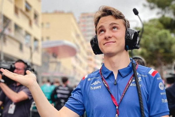 Oscar Piastri dément son arrivée chez Alpine en 2023