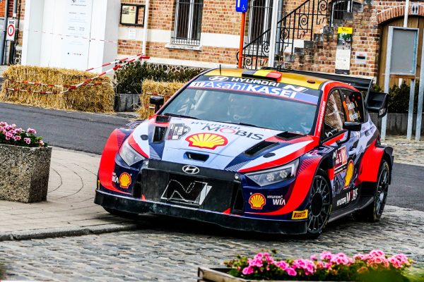 Ypres J1 : Neuville prend la tête du rallye !