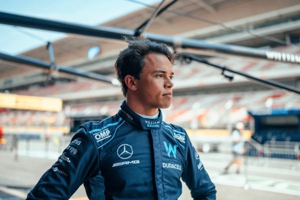 Nyck de Vries aurait signé son contrat chez AlphaTauri