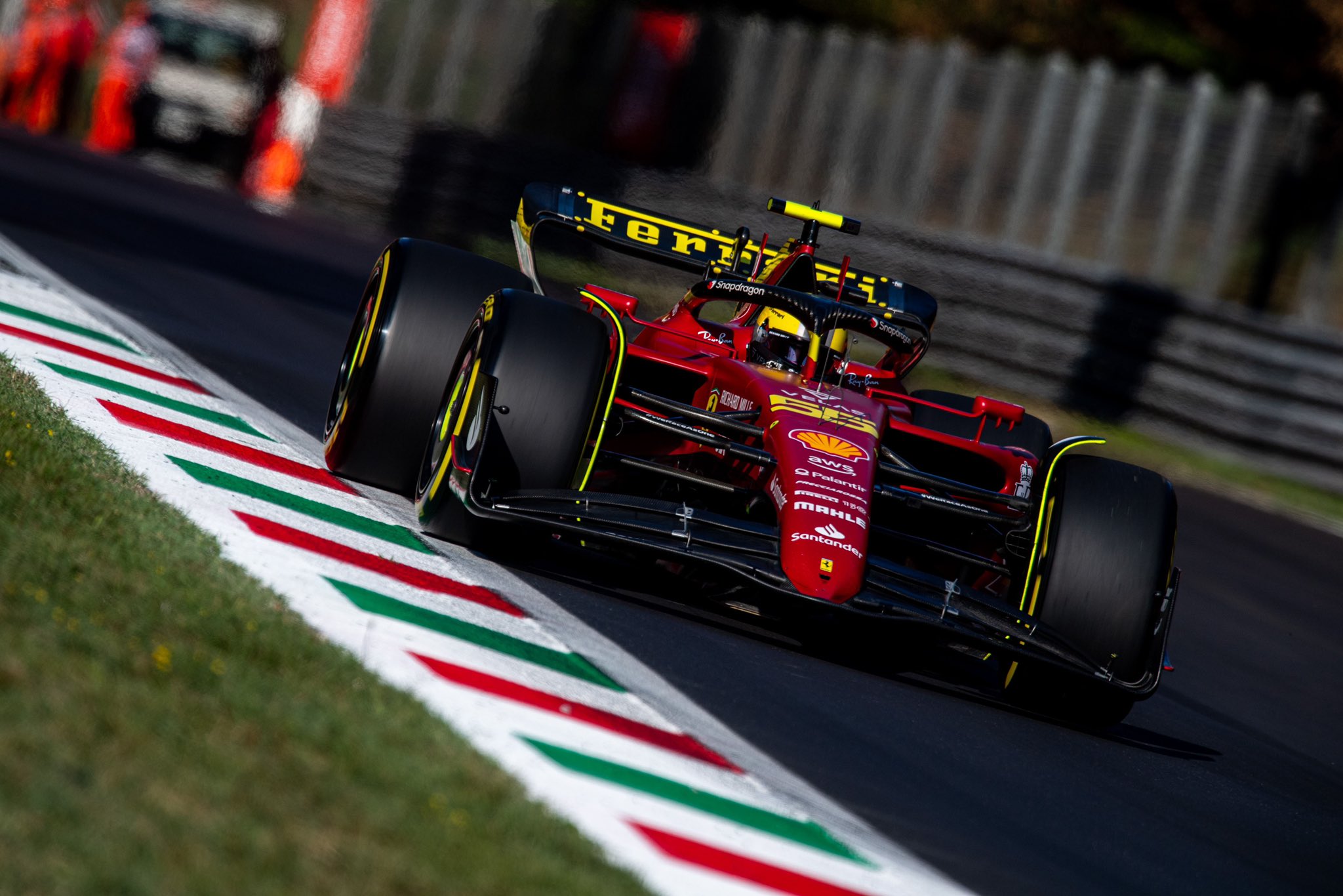 Carlos Sainz aux Essais Libres à Monza pour le Grand Prix d'Italie 2022