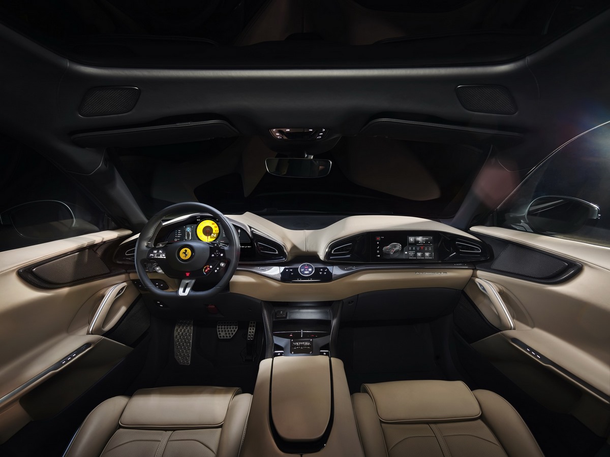 Photo studio du SUV Ferrari Purosangue vu de l'intérieur