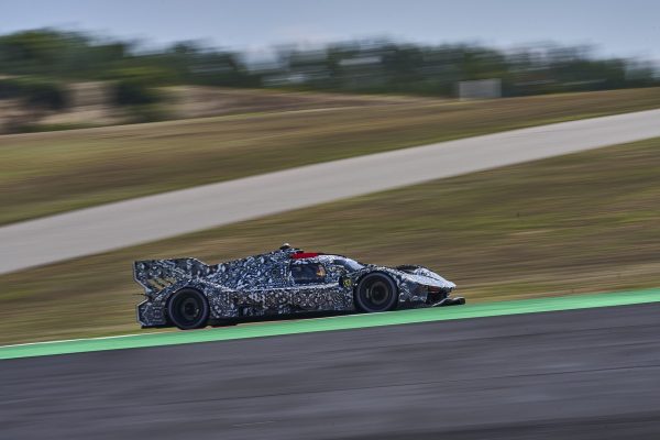 Ferrari a terminé 3 jours d'essais de son Hypercar à Portimão