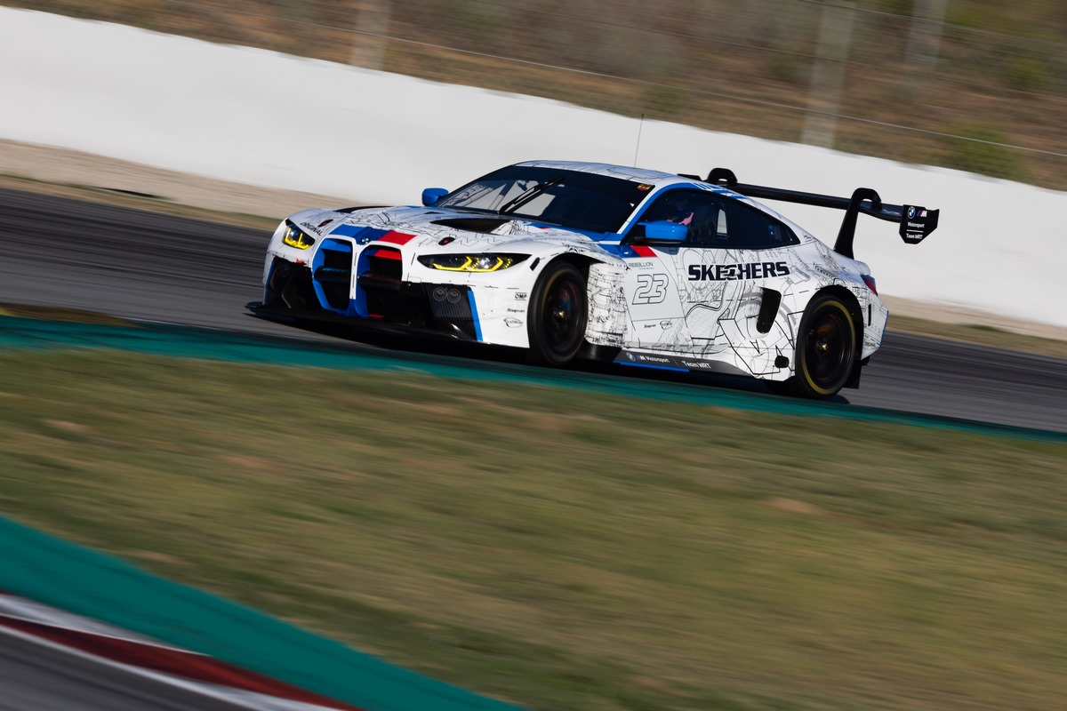 Le Team WRT a débuté ses essais avec la BMW M4 GT3