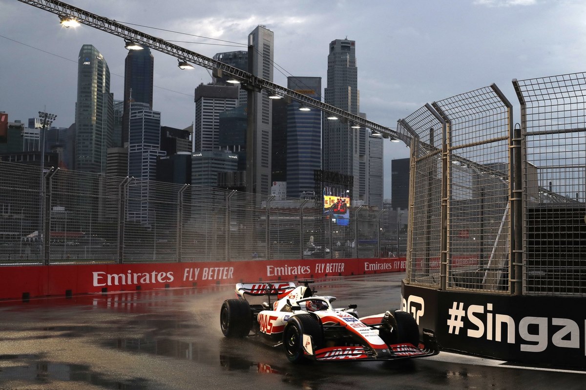 Kevin Magnussen sous la pluie aux EL3 à Singapour