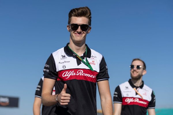 Théo Pourchaire réagit à son roulage en EL1 à Austin