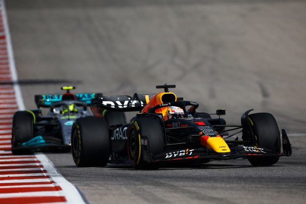 Grand Prix des États-Unis : Verstappen douche les espoirs d'Hamilton