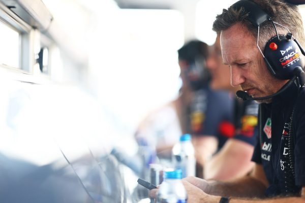 Décision reportée entre FIA et Red Bull suite au décès de Mateschitz