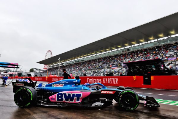 Fernando Alonso et Alpine en forme sous la pluie à Suzuka
