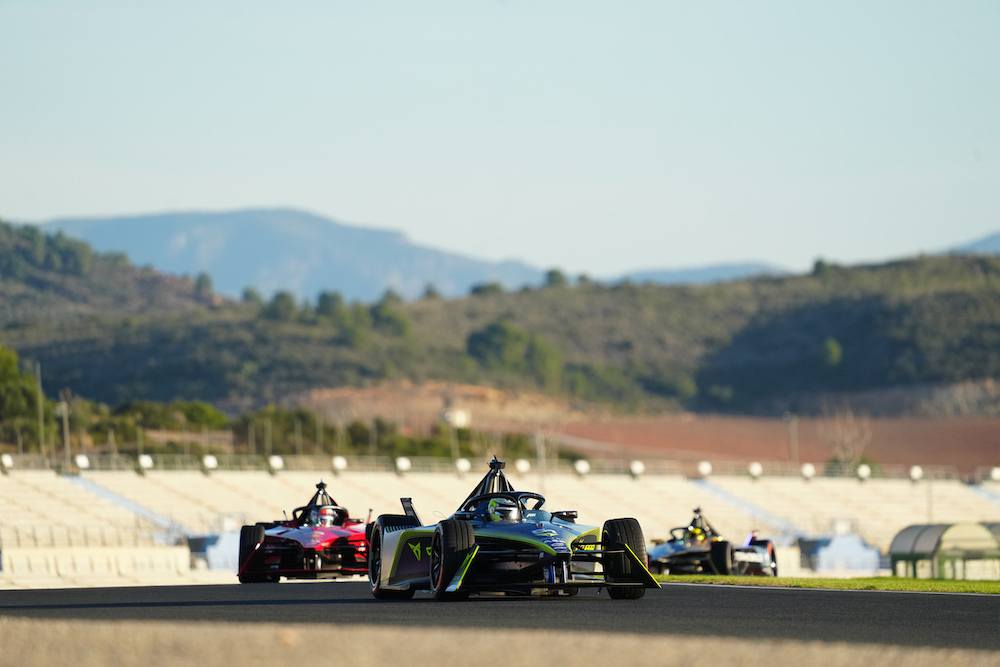 La ABT-CUPRA sur le circuit de Valencia lors des essais FE