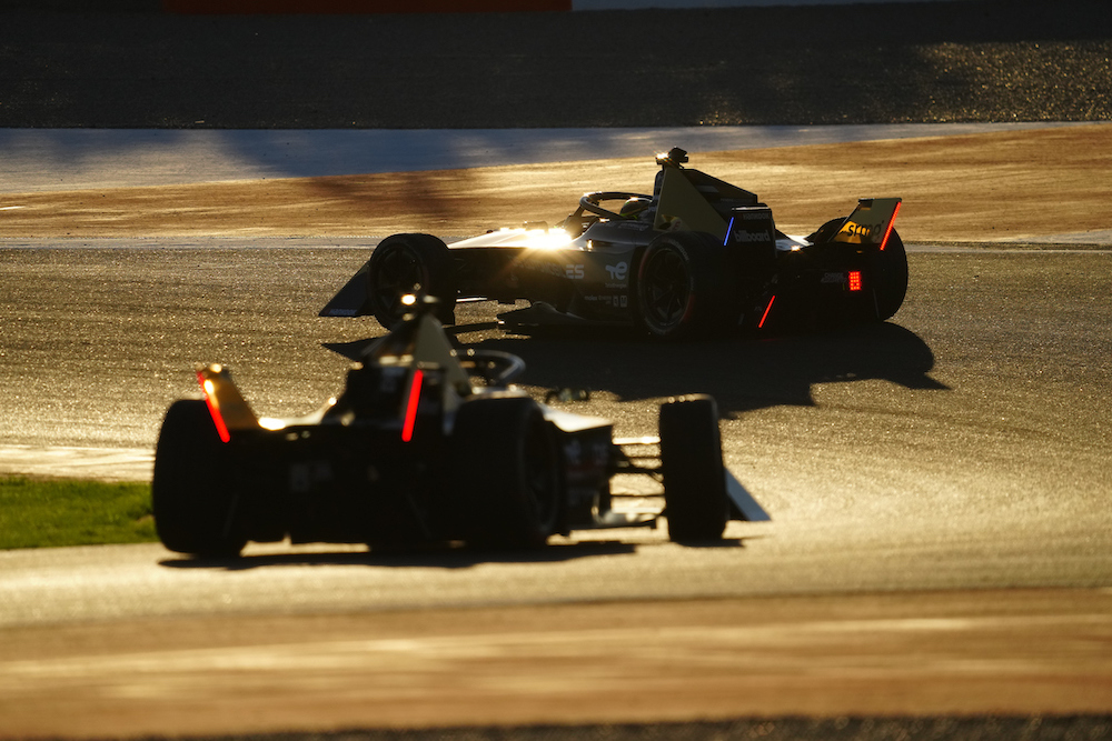 Les Formule E Gen3 aux essais de présaison à Valencia