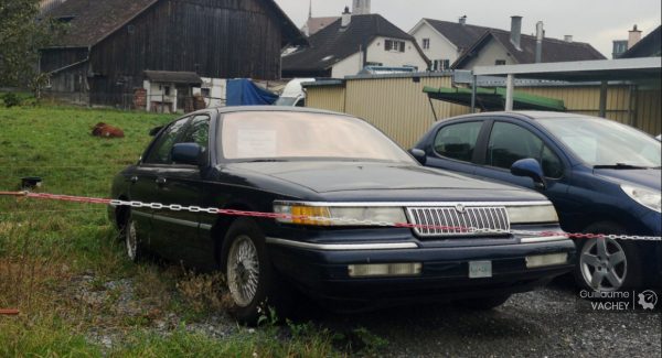 Les rencontres insolites : Ford Crown Victoria I / Mercury Grand Marquis II