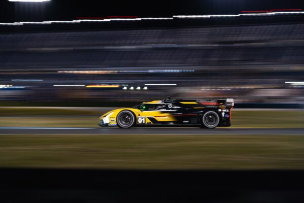 24H Daytona, H+18 : Cadillac mène, problèmes pour Porsche