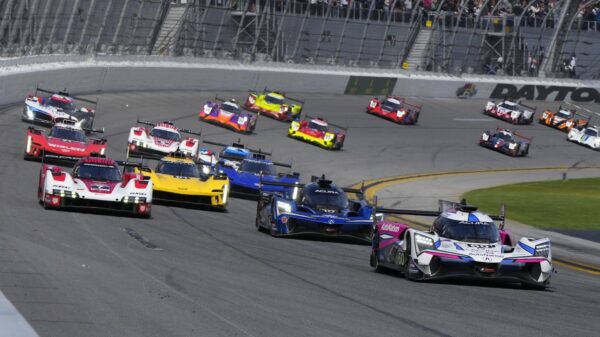 24H Daytona, H+2 : une Acura en tête, une BMW au garage