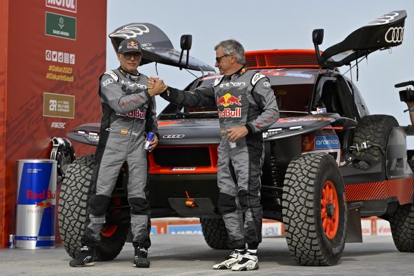 Dakar 2023, Étape 1 : la folle remontée de Sainz pour s'imposer !